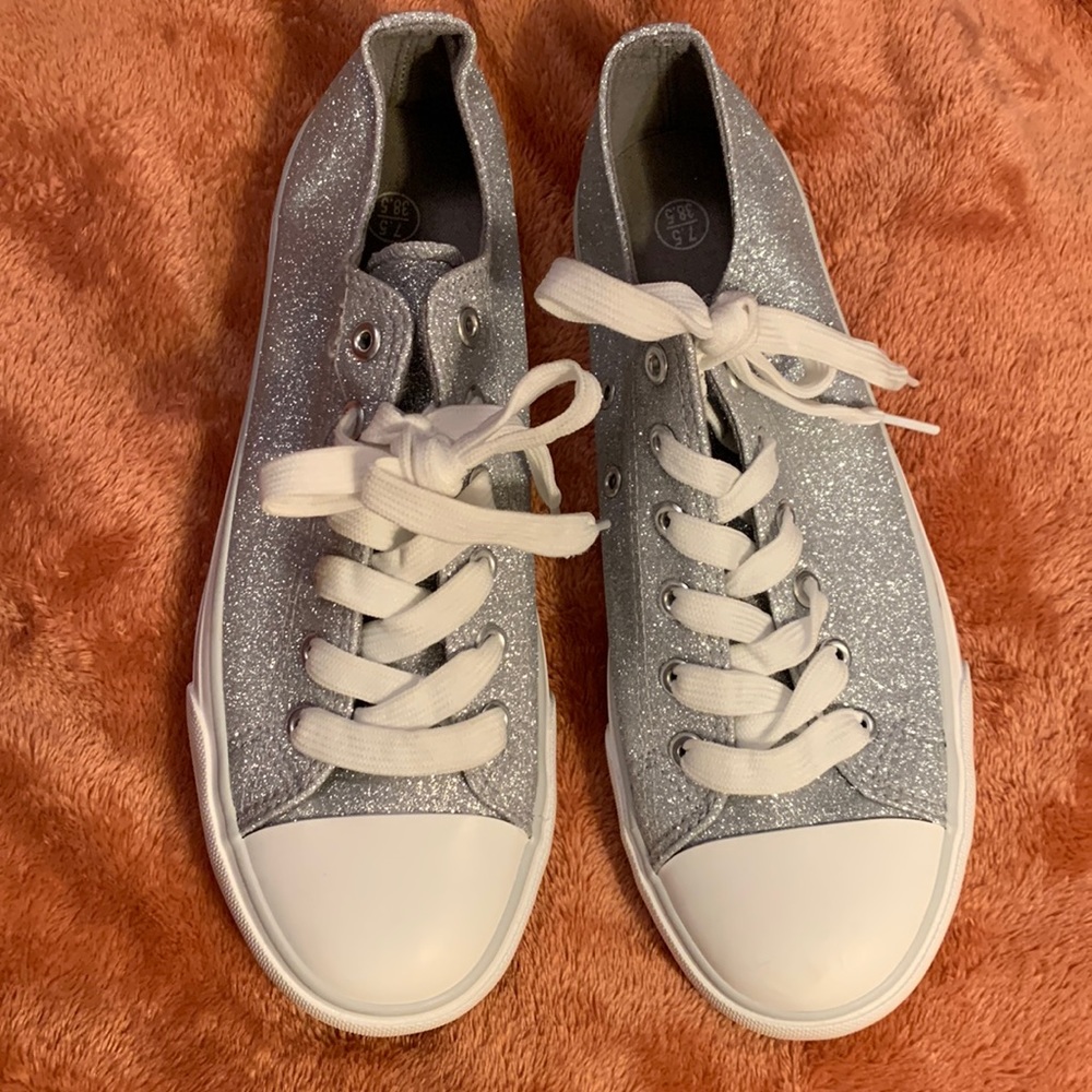 Glitter Silver Canvas Shoes-7.5
